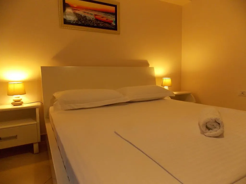 Amber Apartments Sarandë